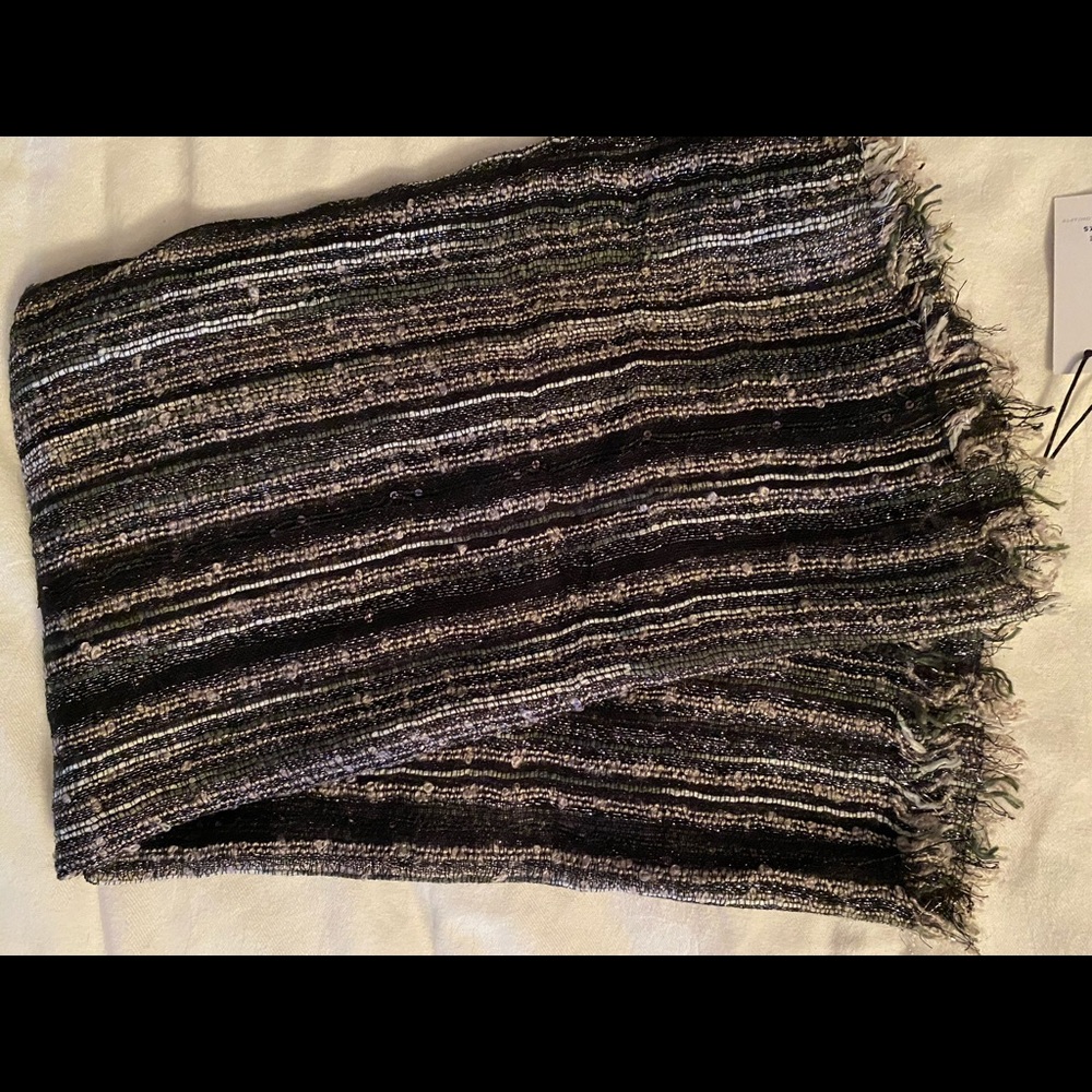 Infinity scarf